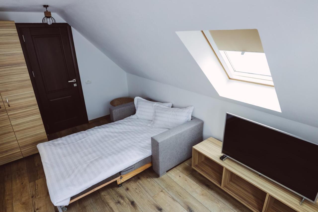 Altitude Guest House ルンカ エクステリア 写真